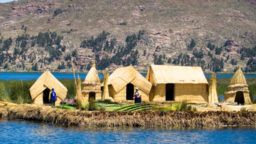 Puno Los Uros halber Tag